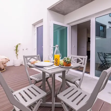 Apartment Pdl *